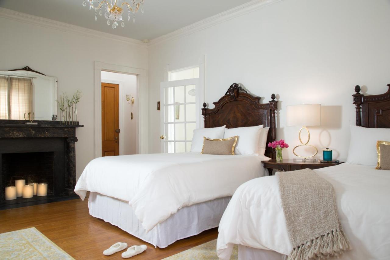 Akwaaba Philadelphia Bed & Breakfast ภายนอก รูปภาพ